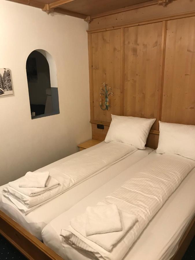 Brenners Dorfstube Apartment Fieberbrunn Ngoại thất bức ảnh